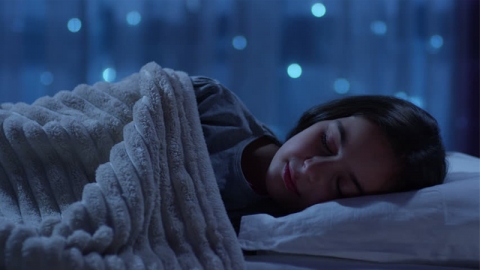 วิธีคลายร้อนตอนนอน ทั้งแบบไฮโซและแบบบ้านๆ ที่ใช้ได้ผลตลอดกาล